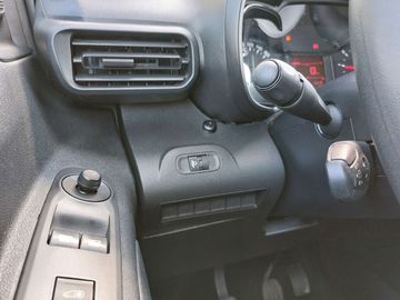 Car image 38