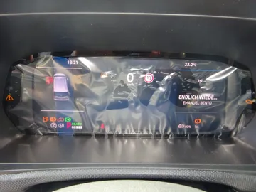 Car image 35
