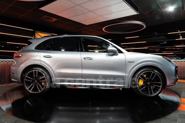 Porsche Cayenne Turbo S E-Hybrid 500 kW image number 2