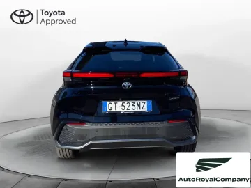 Car image 3