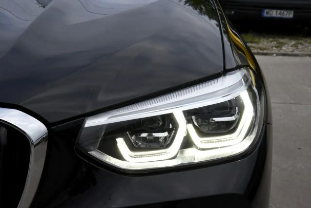 BMW X3 xDrive20i 135 kW image number 7