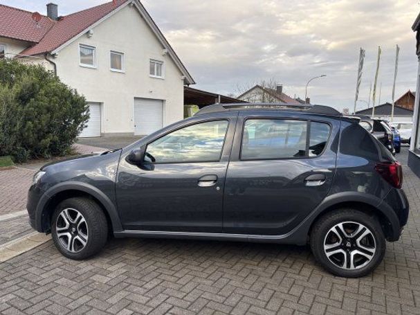 Dacia Sandero Stepway TCe 90 Celebration 66 kW image number 4