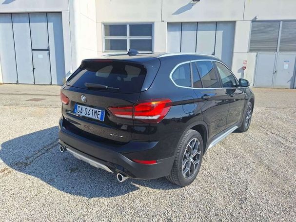 BMW X1 xDrive18d xLine 110 kW image number 3