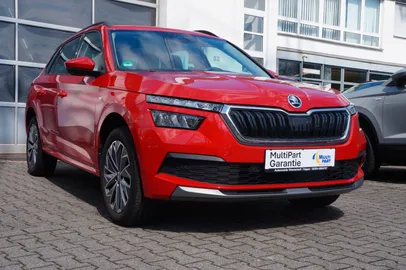 Car image 2