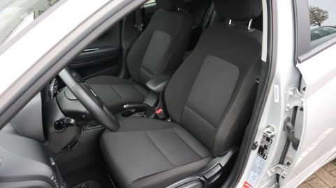 Car image 45