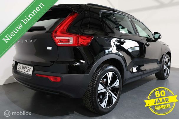 Volvo XC40 Recharge R T4 Design 155 kW image number 3