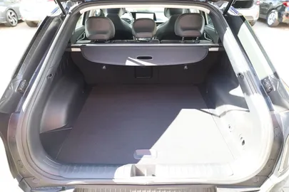 Car image 36