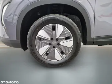 Car image 27