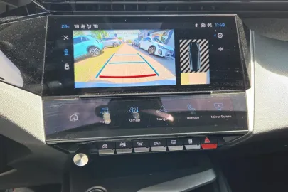 Car image 22