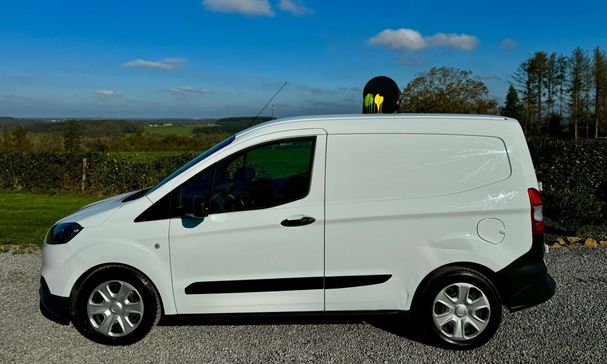 Ford Transit Courier 1.5 TDCi 55 kW image number 5