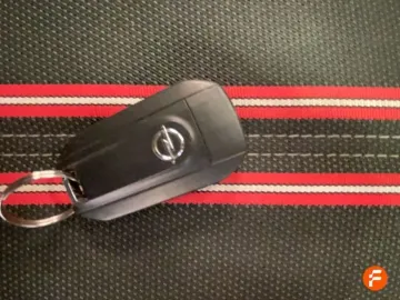 Car image 34