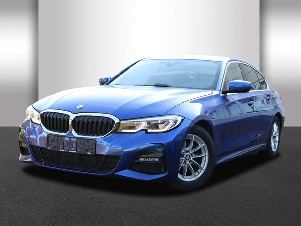 BMW 320i 135 kW image number 1