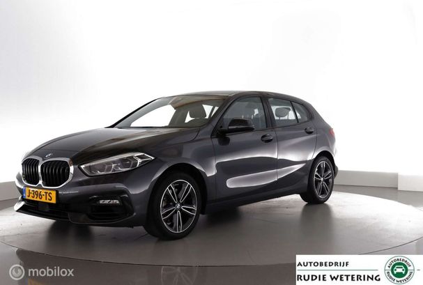 BMW 118i 103 kW image number 1