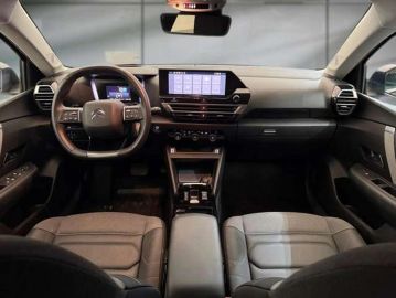 Car image 43