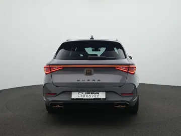 Car image 38