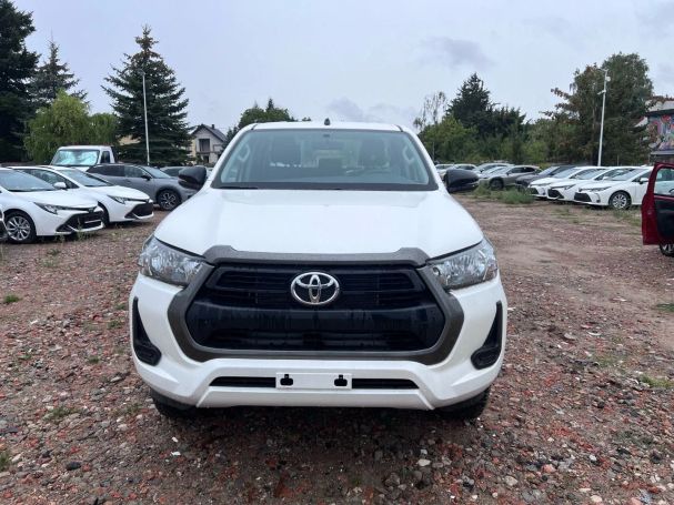 Toyota Hilux 110 kW image number 2