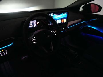 Car image 29