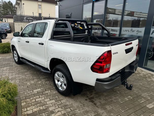 Toyota Hilux D 2.4 4D 110 kW image number 6