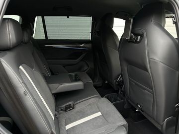 Car image 41