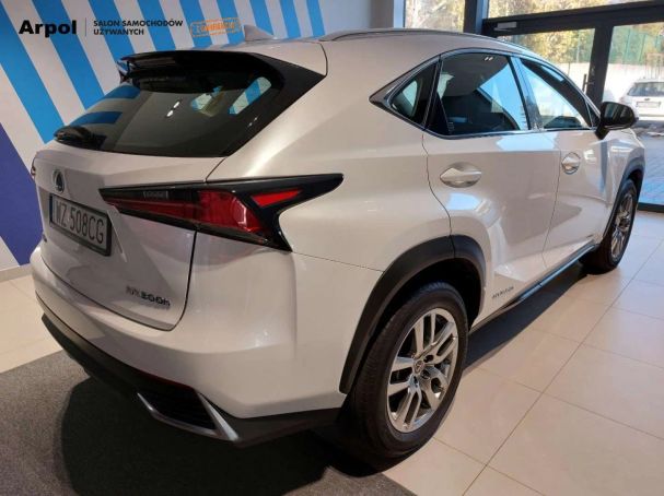 Lexus NX 300 h AWD 145 kW image number 4