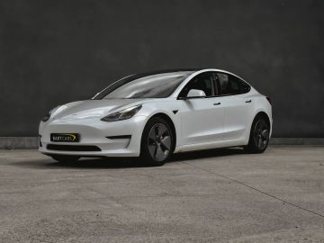 Car image 29