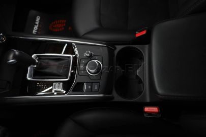 Car image 38