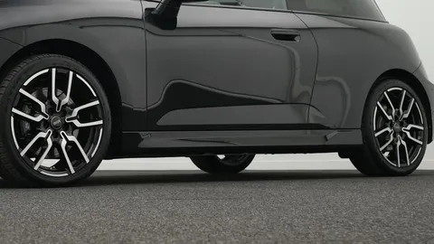 Car image 23
