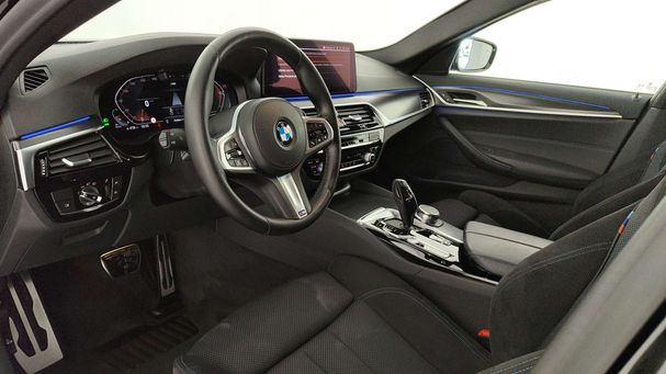 BMW 520d Touring 140 kW image number 5