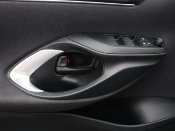 Car image 31