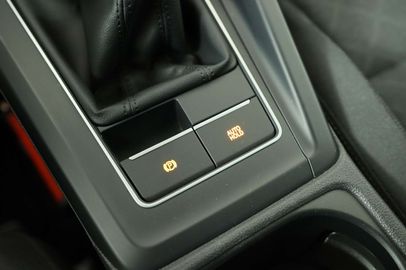 Car image 37