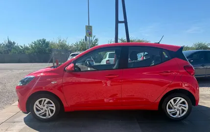 Car image 29