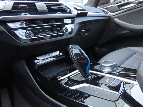 BMW iX3 Inspiring 80 kWh 210 kW image number 20