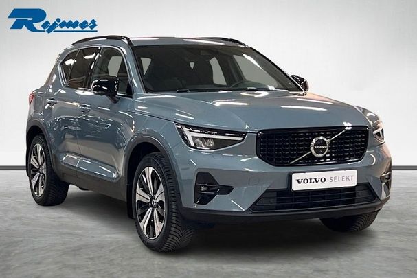 Volvo XC40 Recharge T4 Plus Dark 155 kW image number 11