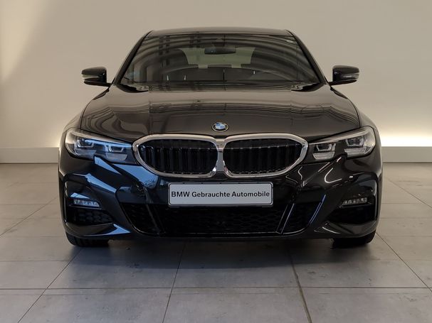 BMW 320i M Sport 135 kW image number 2