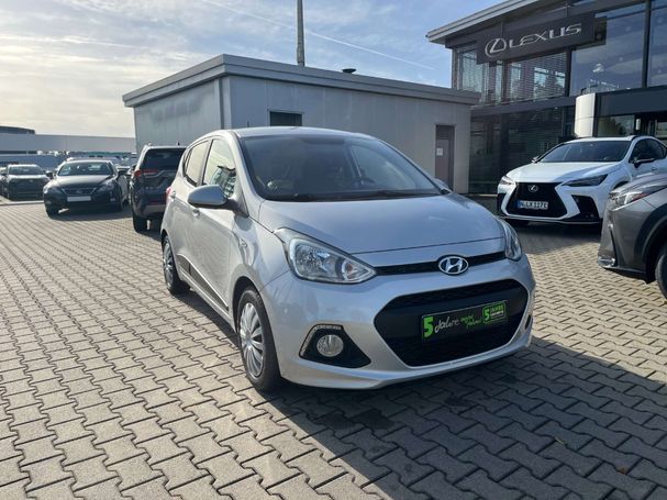 Hyundai i10 1.2 Passion 64 kW image number 3