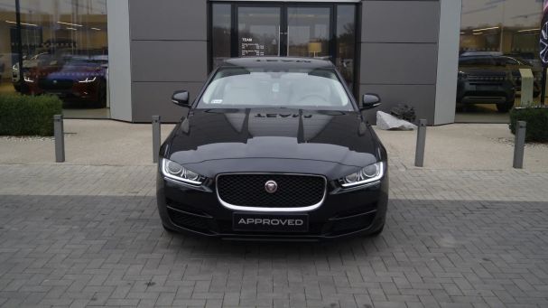 Jaguar XE 147 kW image number 3