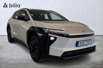 Car image 2