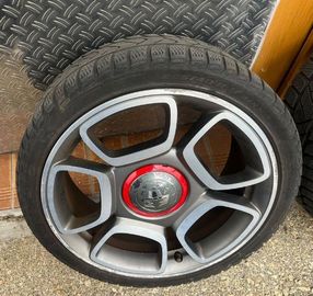 Car image 34