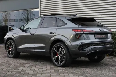 Car image 48