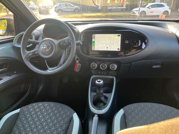 Car image 10