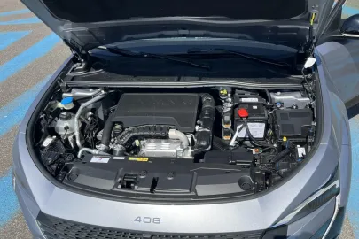 Car image 33