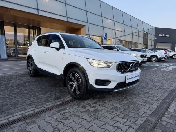 Volvo XC40 AWD 140 kW image number 3