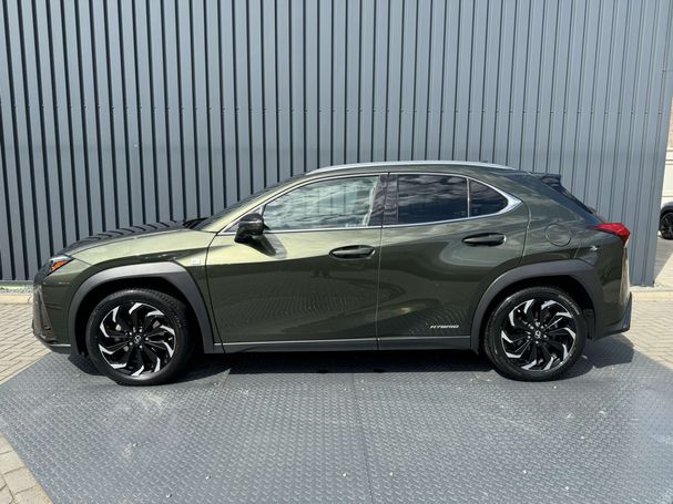 Lexus UX 250h 135 kW image number 14