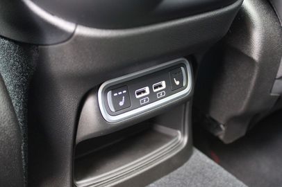 Car image 41