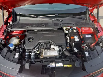 Car image 23