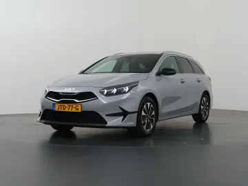 Car image 40