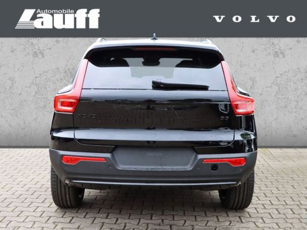 Volvo XC40 B3 Plus Black Edition 120 kW image number 7