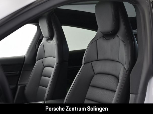 Porsche Taycan 320 kW image number 15