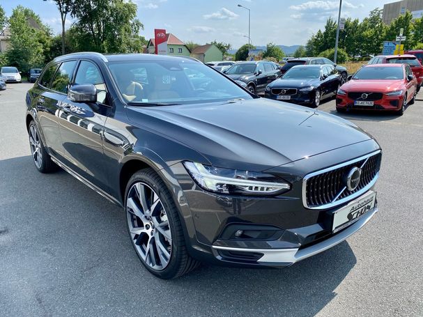 Volvo V90 Cross Country AWD B4 162 kW image number 4