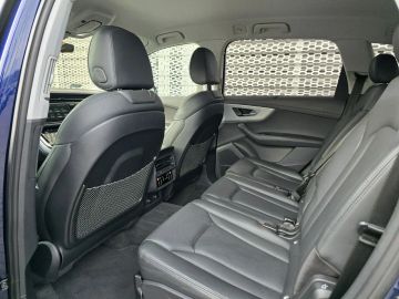 Car image 37